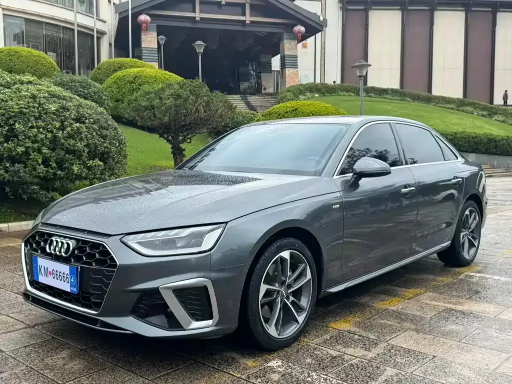Audi A4L 2021 из CN, фото 1