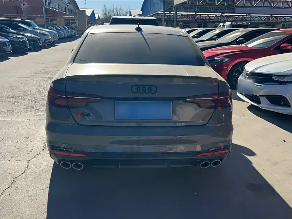 Audi S4 2024 из CN, фото 6