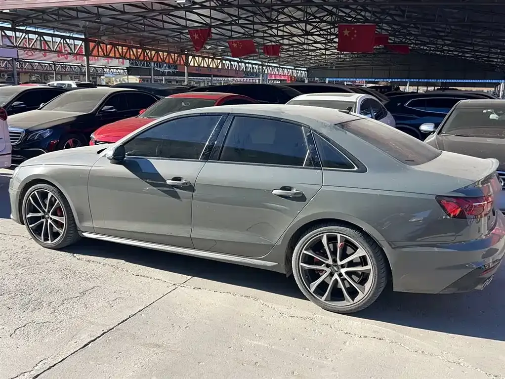 Audi S4 2024 из CN, фото 7