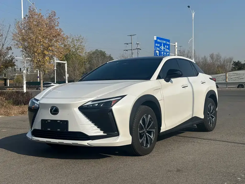 Lexus RZ 2023 из CN, фото 1