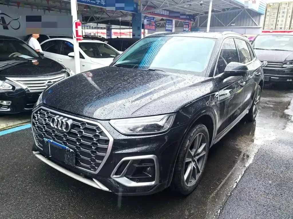 Audi Q5L 2022 из CN, фото 1