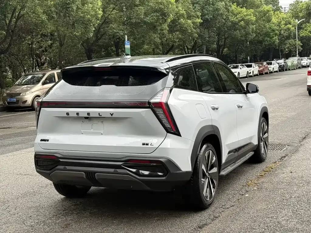 Geely Boyue L 2024 из CN, фото 7