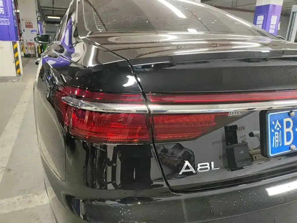 Audi A8 2021 из CN, фото 10