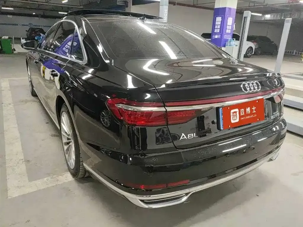 Audi A8 2021 из CN, фото 6