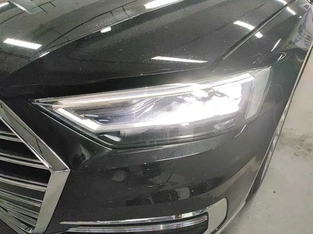 Audi A8 2021 из CN, фото 7