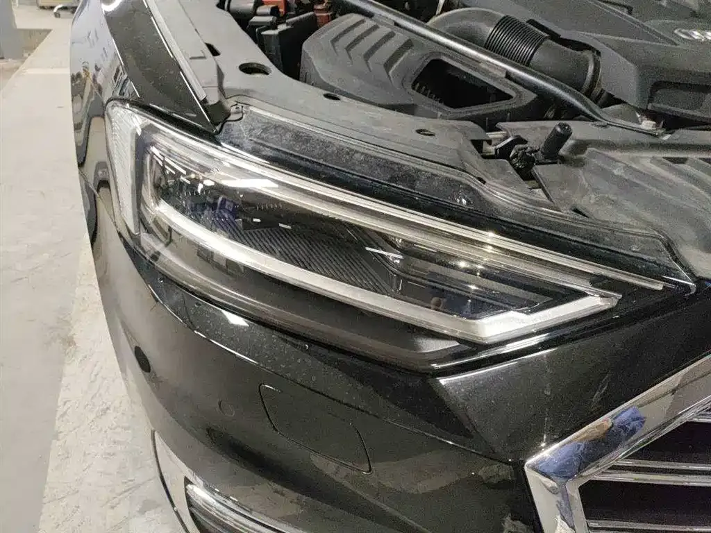 Audi A8 2021 из CN, фото 8