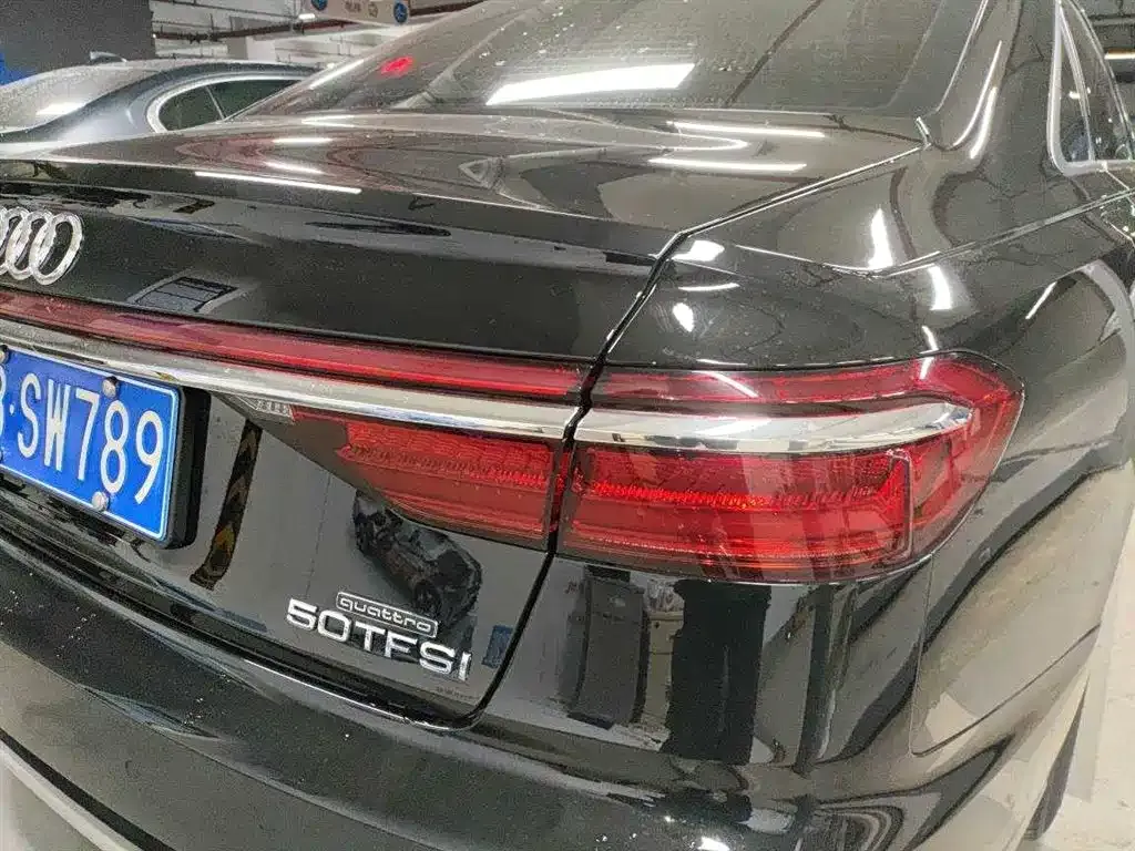 Audi A8 2021 из CN, фото 9