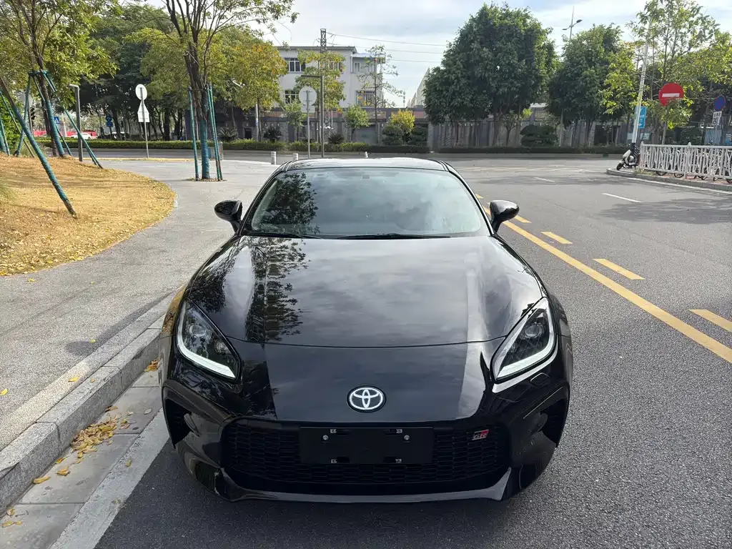Toyota 86 2023 из CN, фото 2