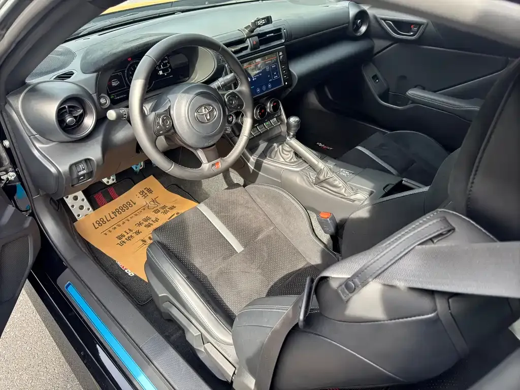 Toyota 86 2023 из CN, фото 8