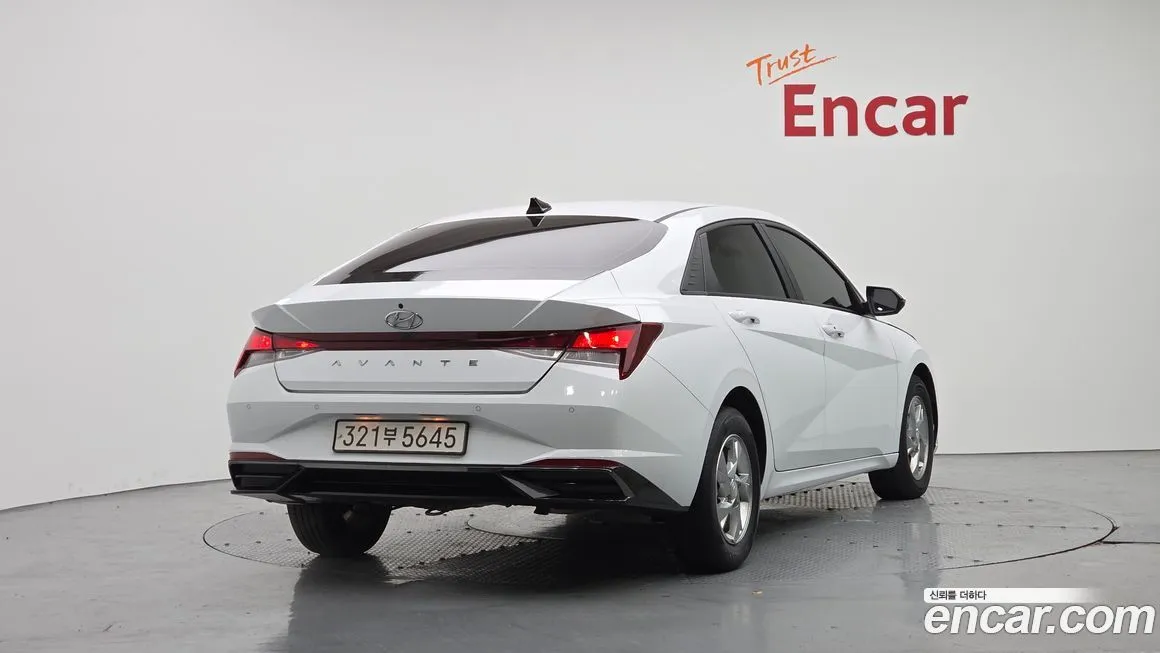 Hyundai AVANTE 2022 из KR, фото 4