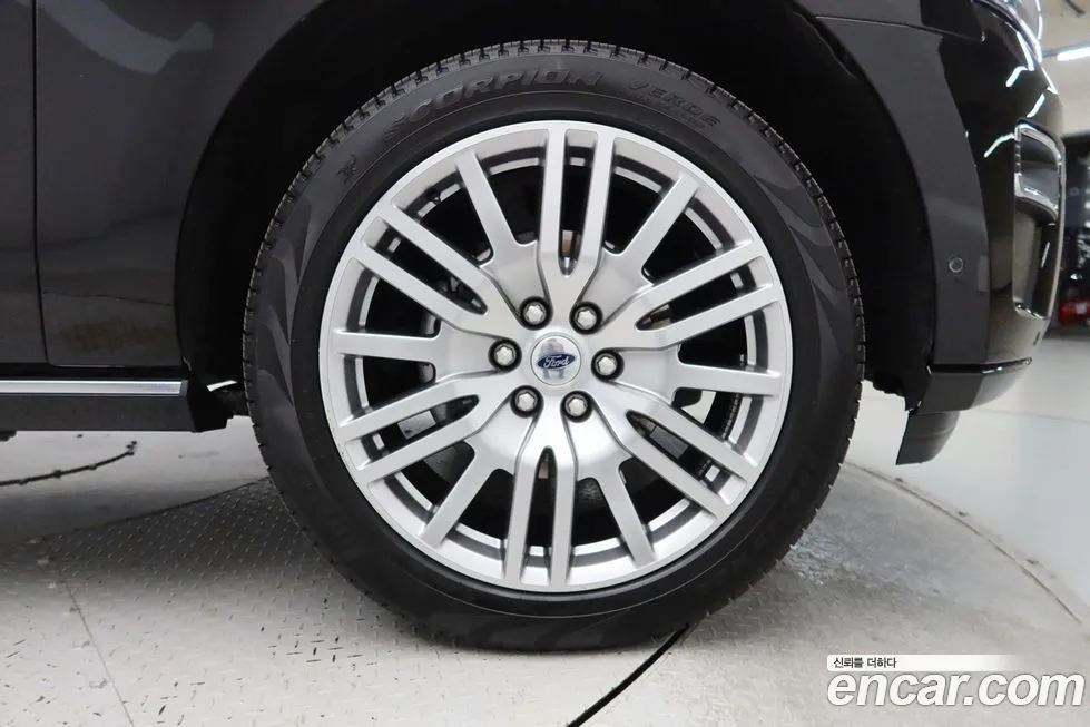 Ford Expedition 2024 из KR, фото 5