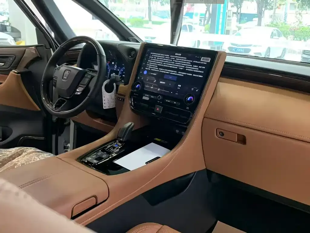 Toyota Vellfire 2025 из CN, фото 7