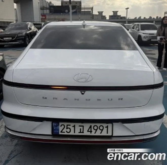 Hyundai Grandeur 2025 из KR, фото 2