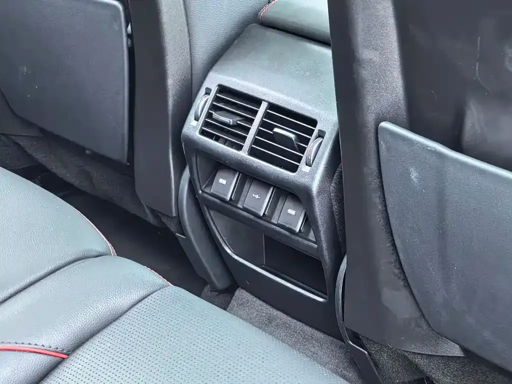 Land Rover Discovery Sport 2021 из CN, фото 10