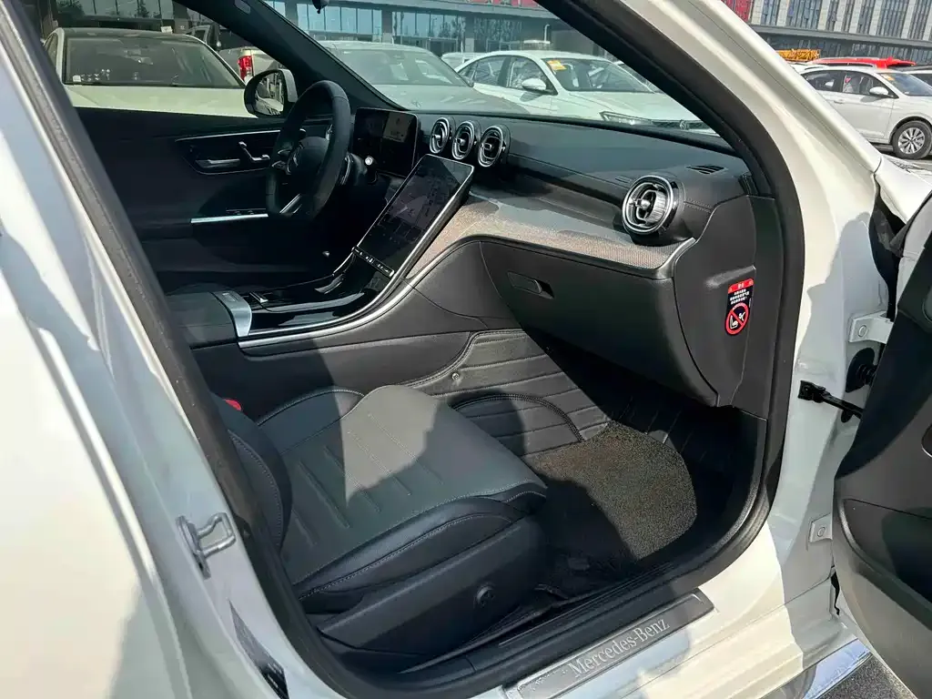 Mercedes-Benz C-Class 2022 из CN, фото 4