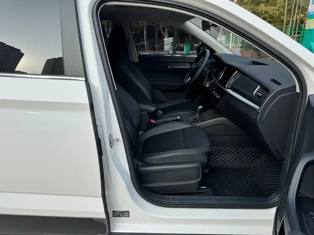 Skoda Kamiq 2022 из CN, фото 10