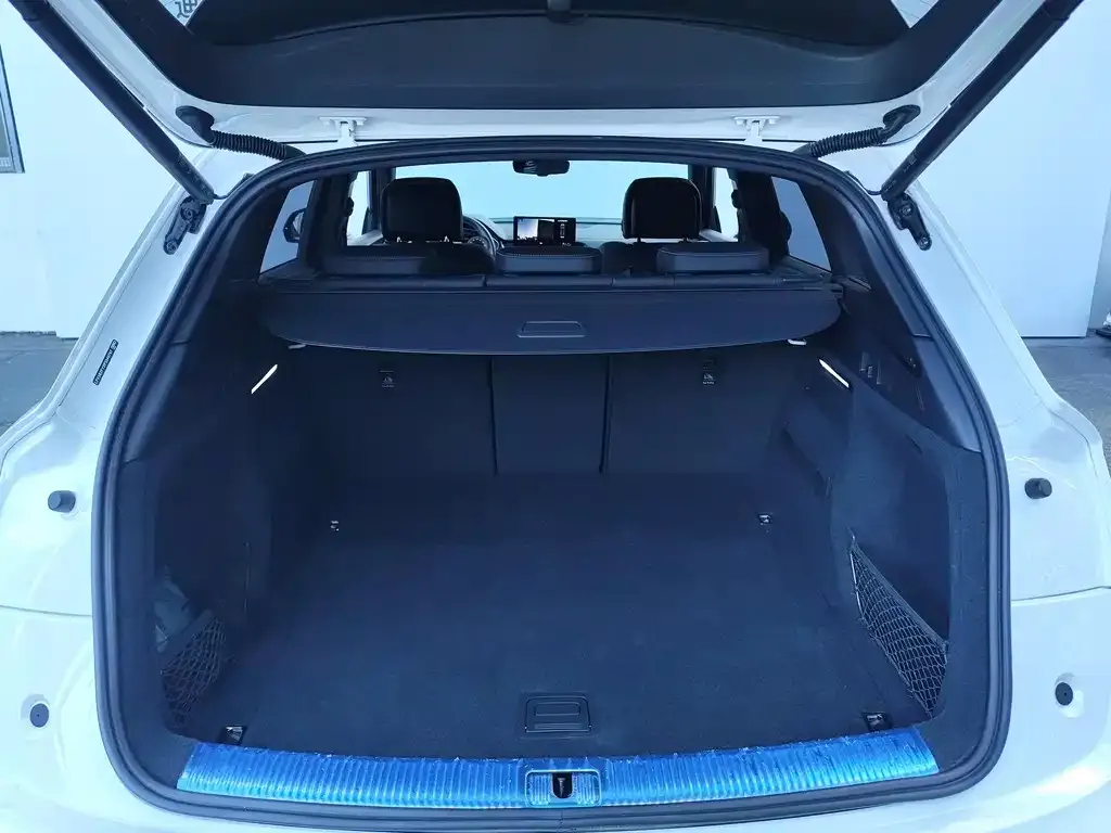 Audi Q5L 2023 из CN, фото 7