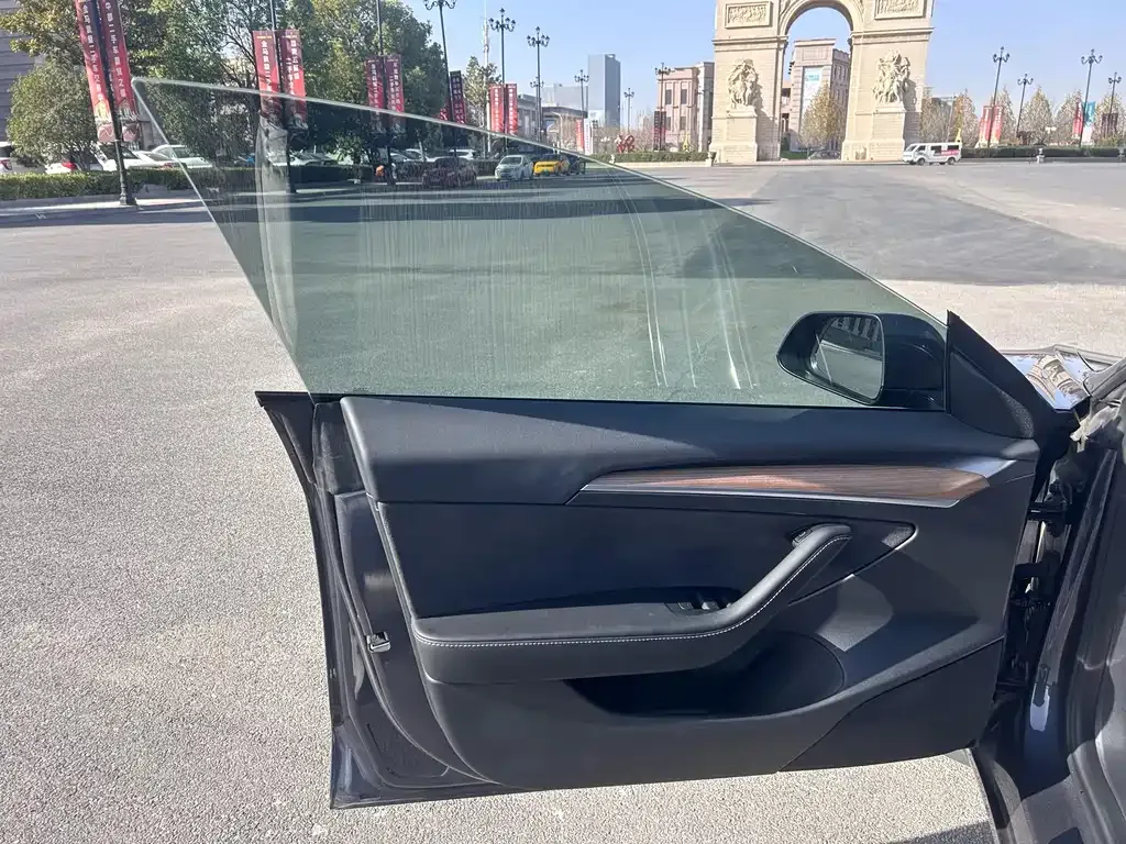 Tesla Model 3 2023 из CN, фото 4
