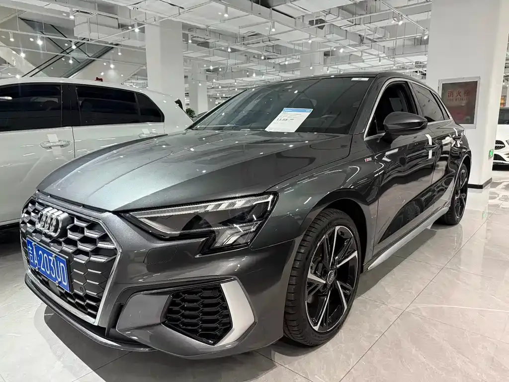 Audi A3 2023 из CN, фото 6
