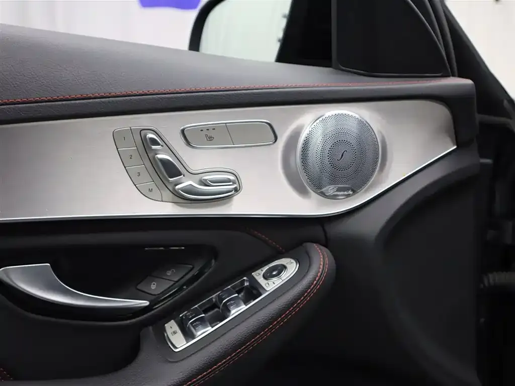 Mercedes-Benz C-Class AMG — фото 6