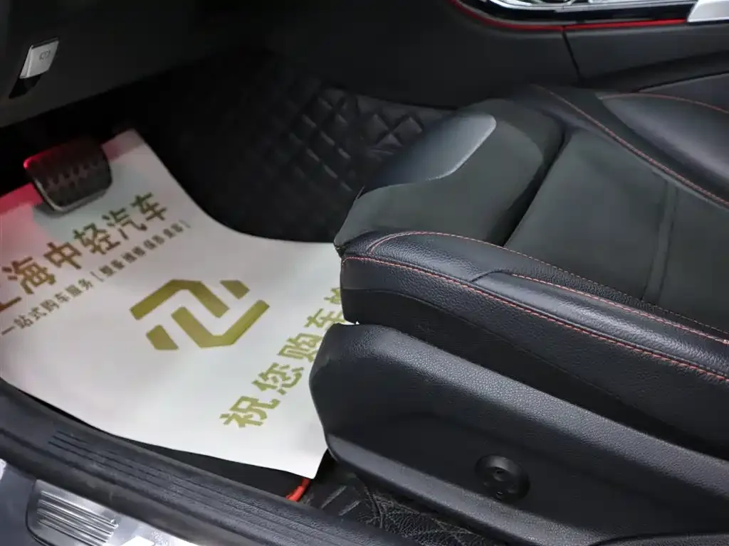 Mercedes-Benz C-Class AMG — фото 9