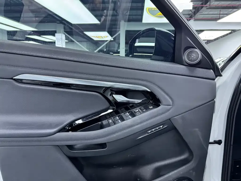 Land Rover Evoque 2021 из CN, фото 6