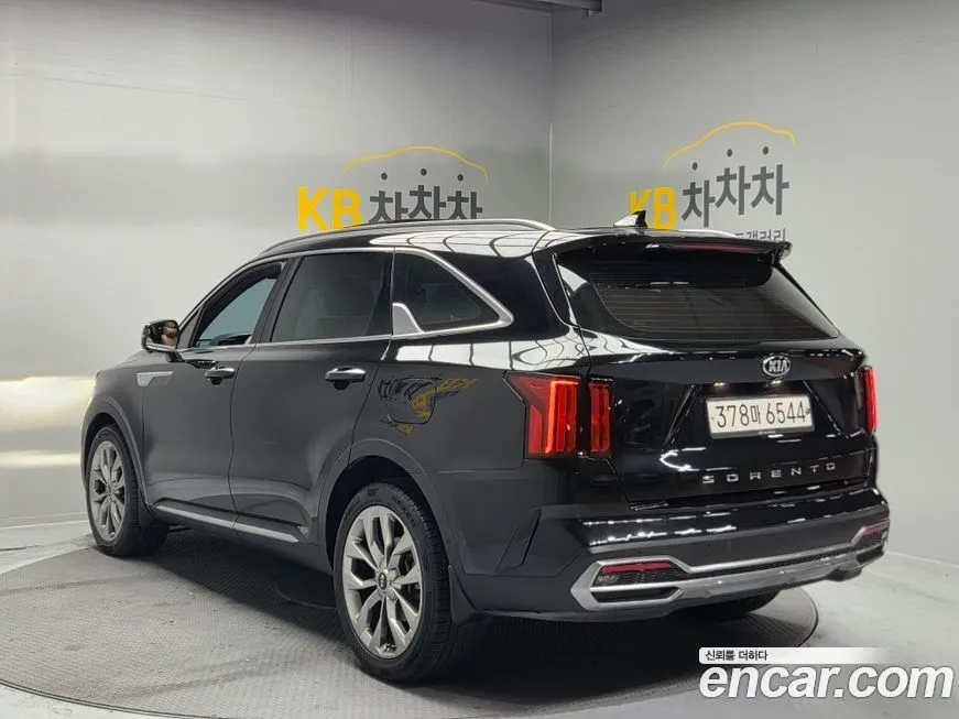 Kia Sorento — фото 4