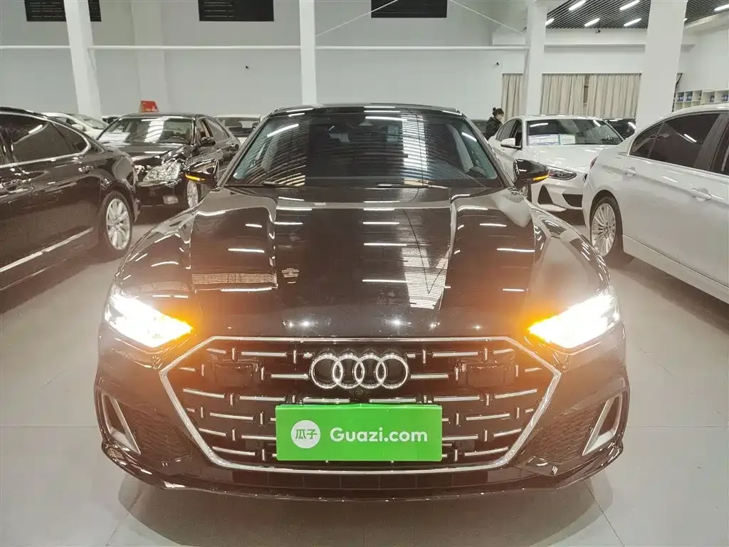 Audi A7L 2025 из CN, фото 3