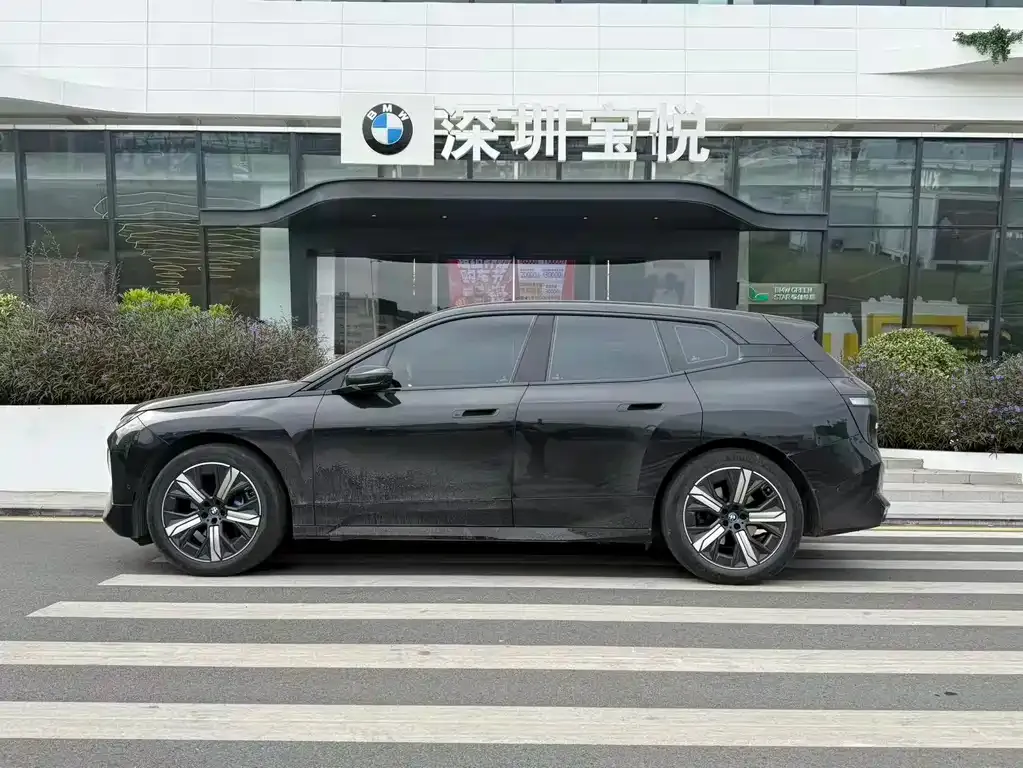 BMW iX 2024 из CN, фото 3