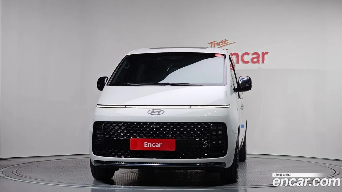 Hyundai Staria 2025 из KR, фото 3