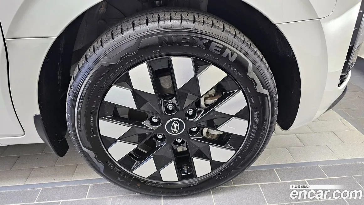 Hyundai Staria 2025 из KR, фото 5