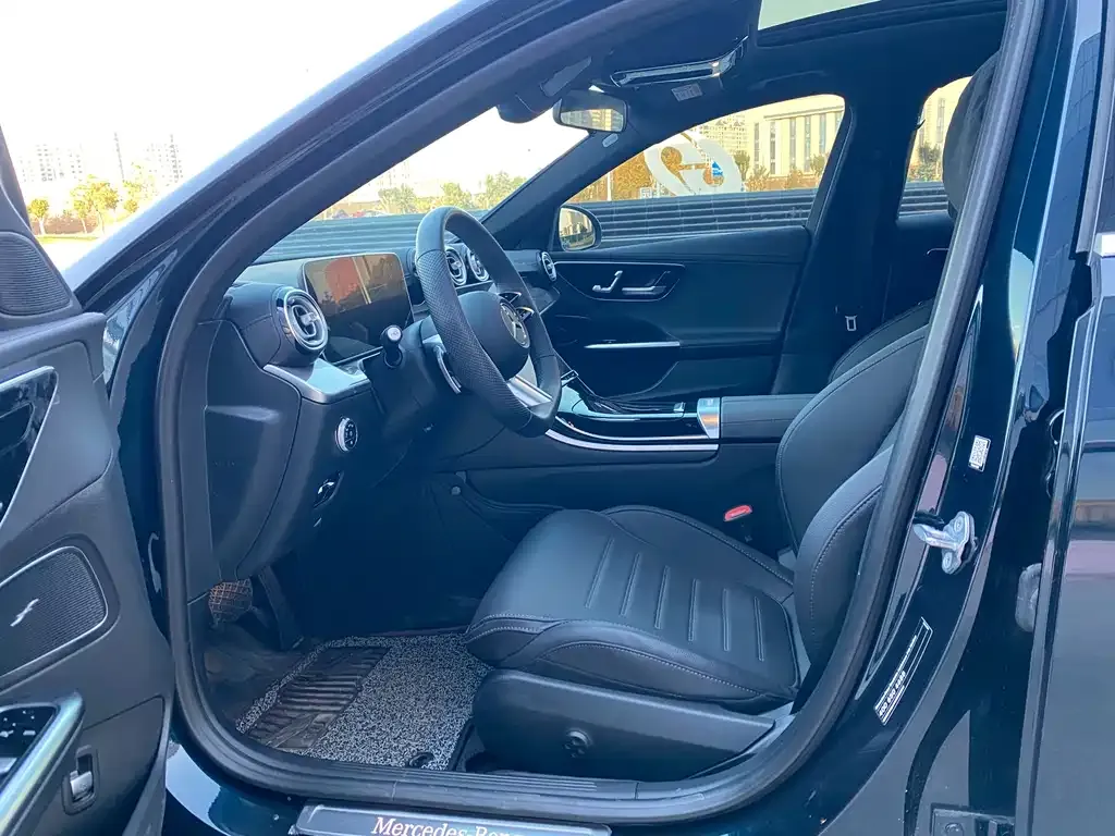 Mercedes-Benz C-Class 2024 из CN, фото 2