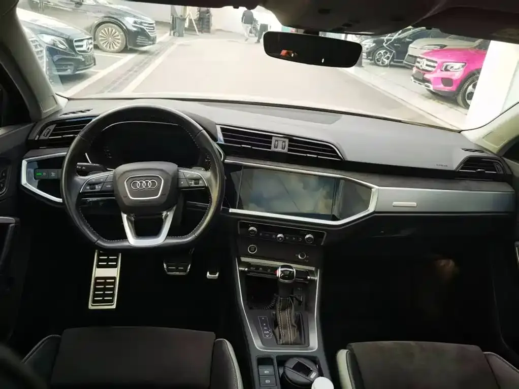 Audi Q3 2021 из CN, фото 5