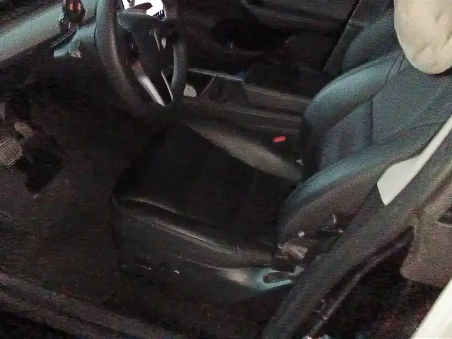 Tesla Model Y 2023 из CN, фото 9