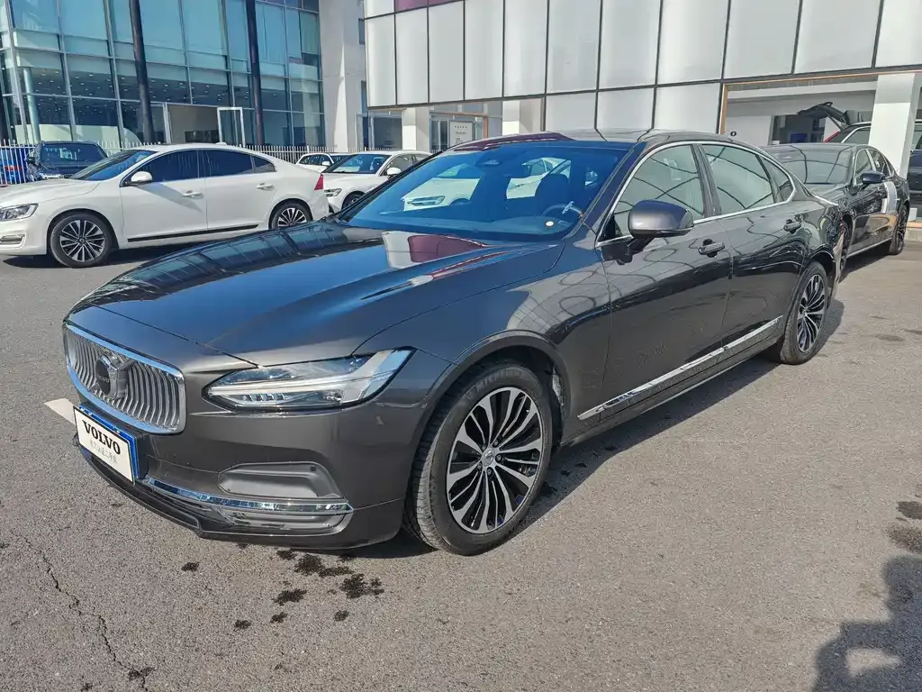 Volvo S90 — фото 2