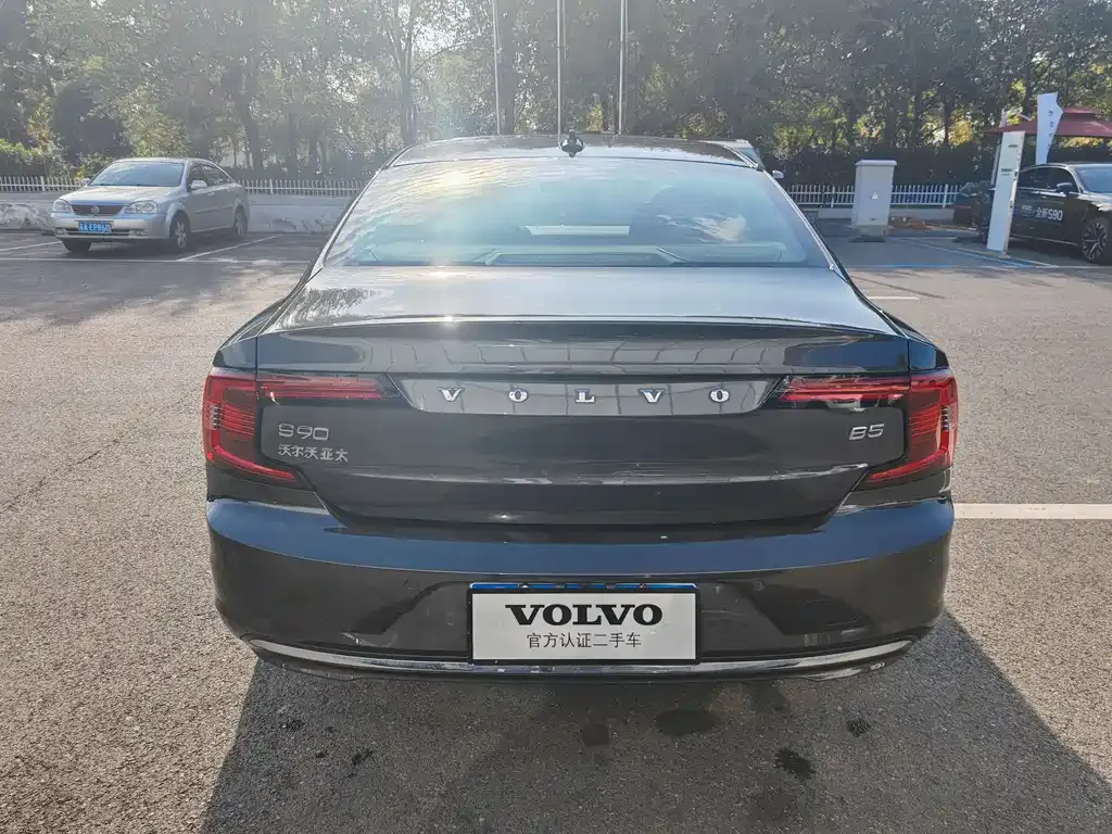 Volvo S90 — фото 7