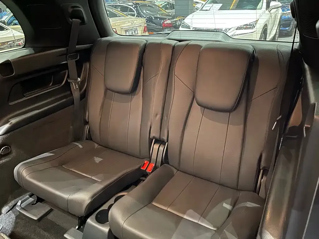 Mercedes-Benz GLB 2023 из CN, фото 10