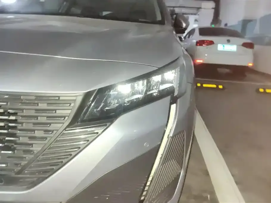 Peugeot 408 2022 из CN, фото 5