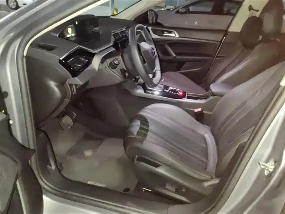 Peugeot 408 2022 из CN, фото 9