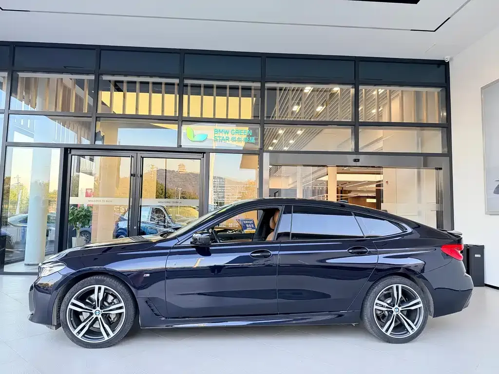 BMW 6 Series GT 2023 из CN, фото 2