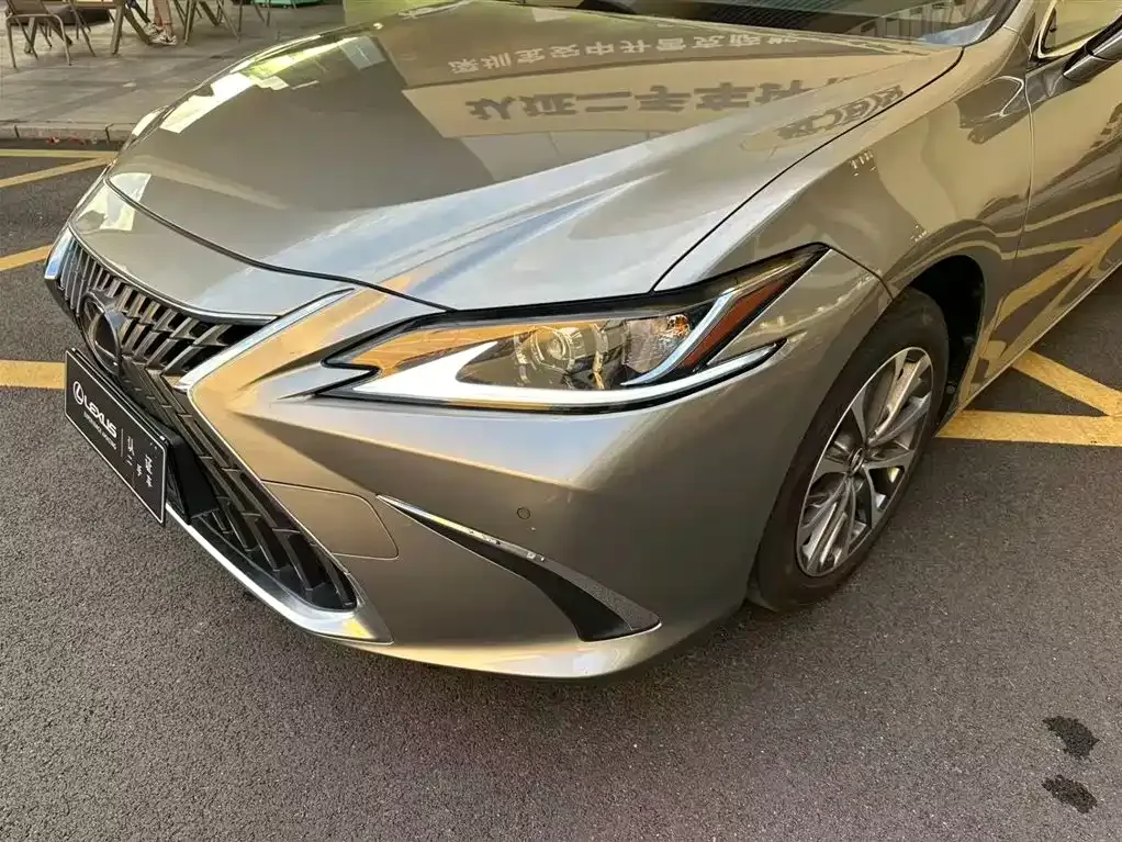 Lexus ES 2024 из CN, фото 2