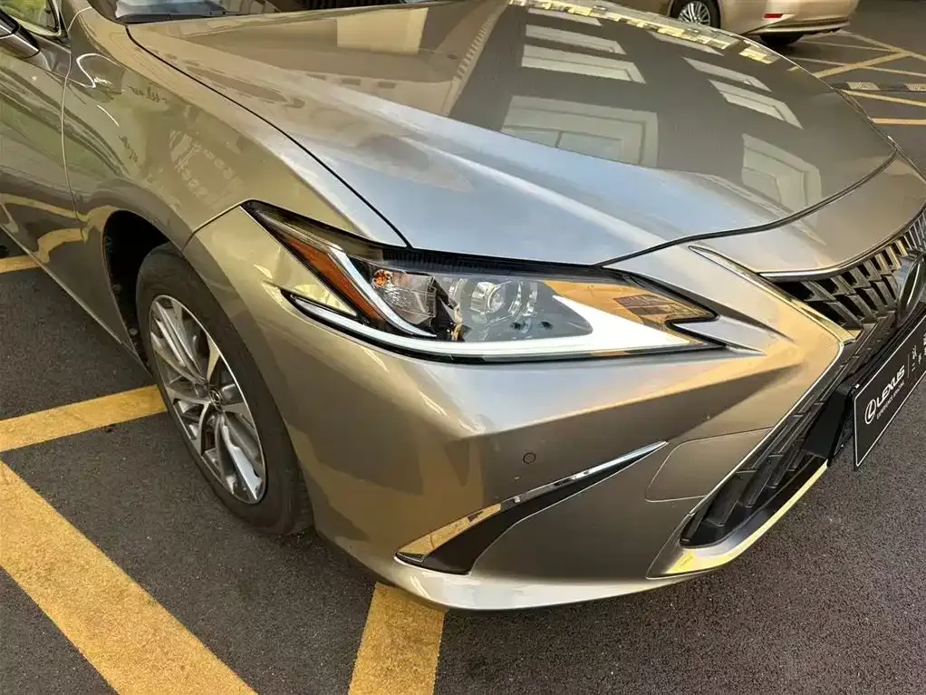 Lexus ES 2024 из CN, фото 3