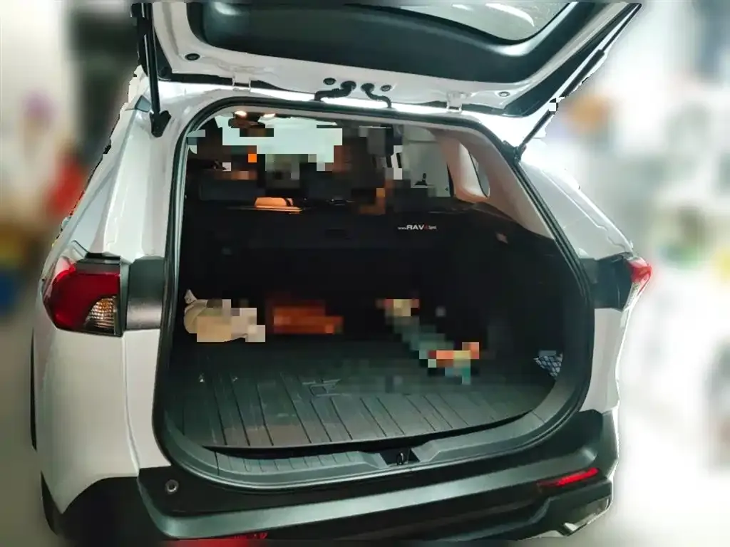 Toyota RAV4 2022 из CN, фото 10