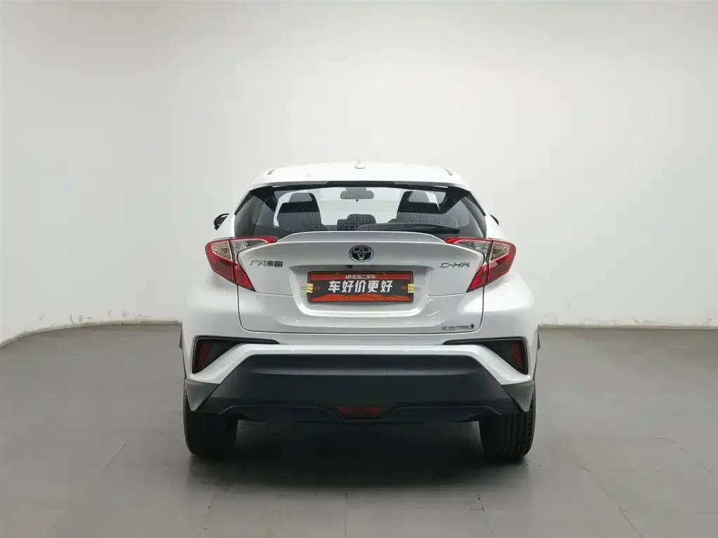 Toyota C-HR EV 2022 из CN, фото 4