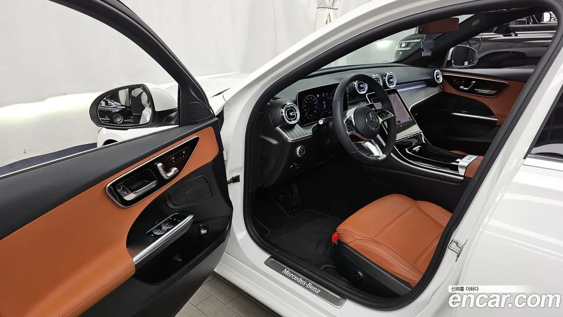 Mercedes-Benz C-Class — фото 10