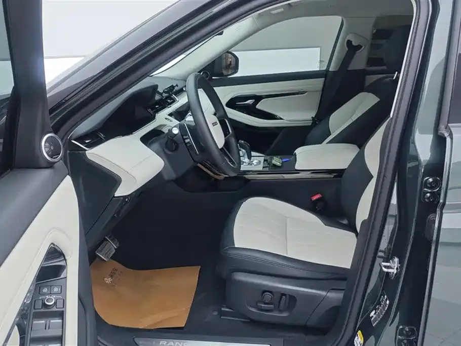 Land Rover Evoque 2023 из CN, фото 9