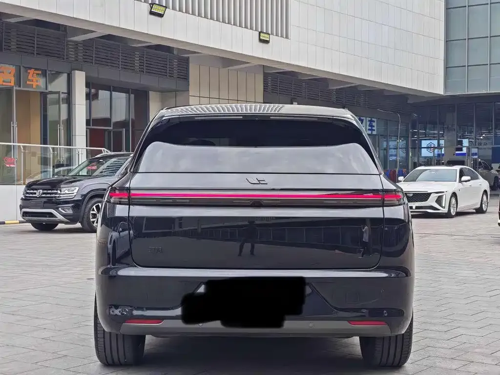 Li Auto L8 2023 из CN, фото 8