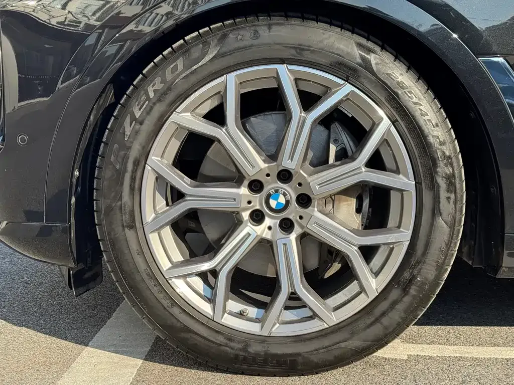 BMW X7 2023 из CN, фото 7