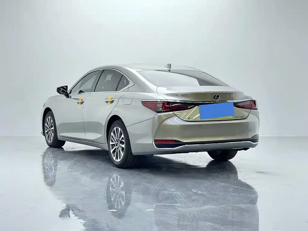 Lexus ES 2022 из CN, фото 4
