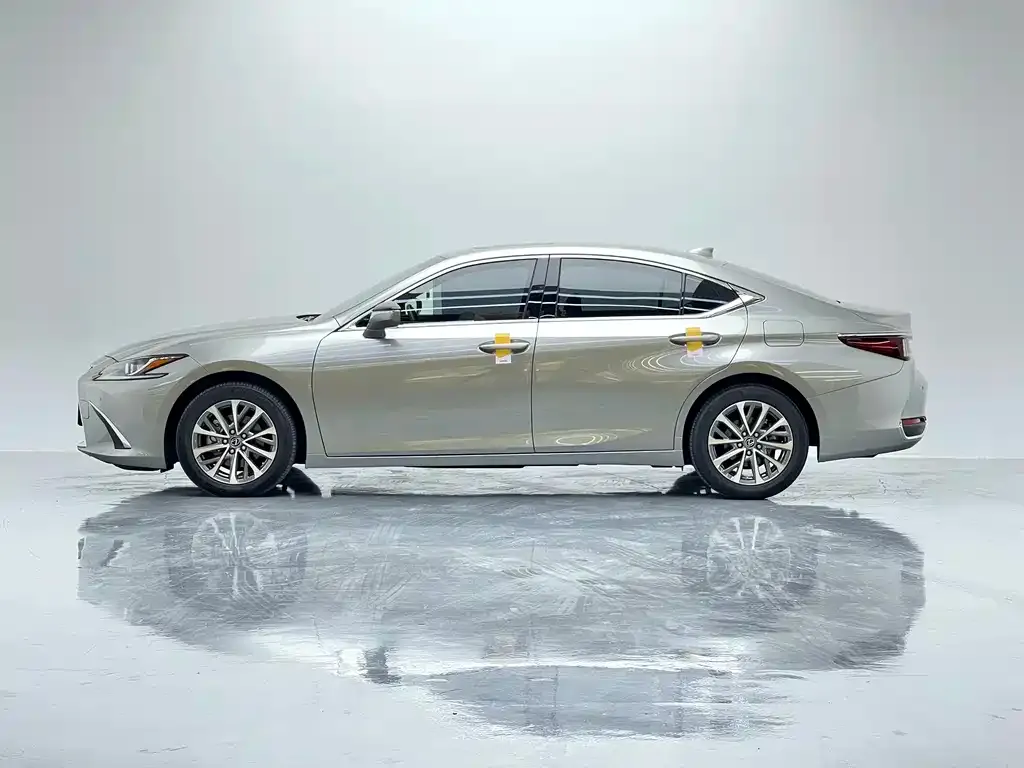 Lexus ES 2022 из CN, фото 5